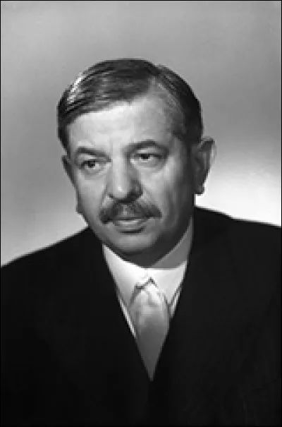Et enfin, pour finir : ce personnage a été durant la Seconde Guerre mondiale ministre de l'État français. Qui est-ce ?