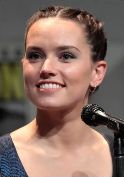 Daisy Ridley : actrice qui incarne Rey, l'héroïne de la nouvelle trilogie "Star Wars".