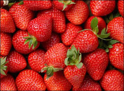 Ces fraises sont rouges.