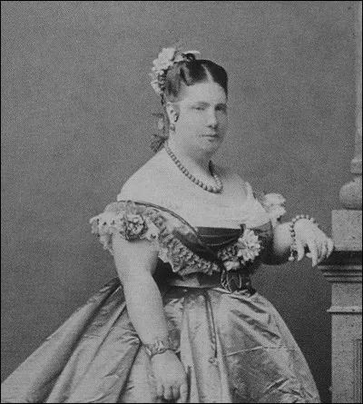 Vrai ou faux ? Amélie d'Espagne est une Dame noble de l'ordre de la Croix étoilée, Autriche-Hongrie.