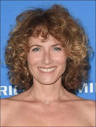 Qui est cette Elsa, chanteuse et actrice française ?