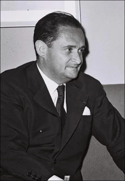 Cet homme politique, plusieurs fois ministre de 1950 à 1958, président du conseil des ministres du 13 juin au 30 septembre 1957, c'est Maurice ...
