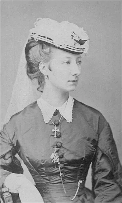 Dans quelle ville a lieu le mariage religieux entre Marguerite d'Orléans (1846-1893) et Władysław Czartoryski ?