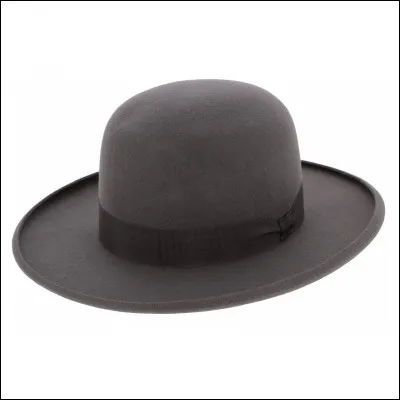 Qui est l'interprète principal du film "L'homme au chapeau rond" ?