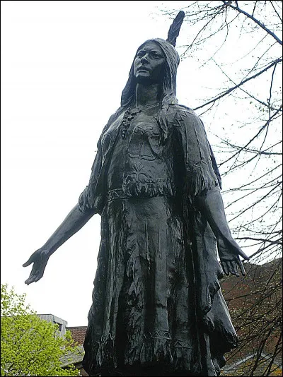 Pourquoi Pocahontas était-elle la fille préférée de son père ?