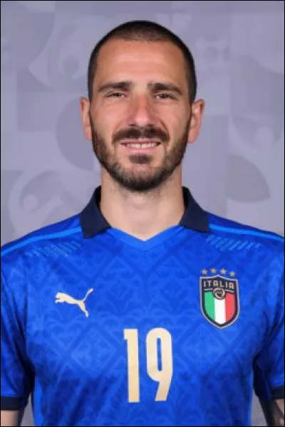 Leonardo Bonucci est né le...