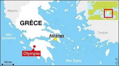 Combien de temps avant la compétition les compétiteurs doivent-ils arriver sur le site pour les entraînements ?