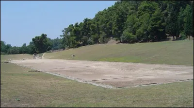Comment se nommait la course à pied ?