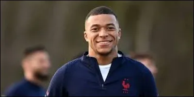 Dans quel club est Kylian Mbappé ?