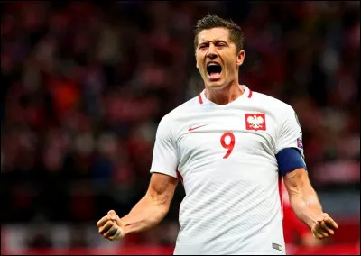 Dans quel club est Robert Lewandowski ?