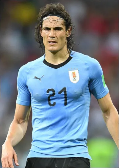 Dans quel club est Edinson Cavani ?