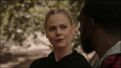 Quelle est cette série où il est question d'aliens ?