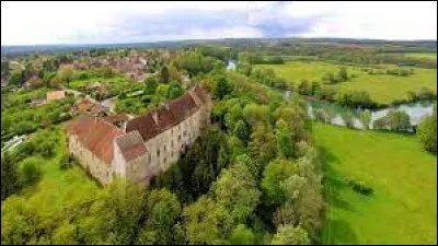 Village Doubien, Ruffey-le-Château se situe dans l'ex région ...