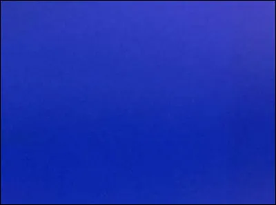 Quel drapeau contient du bleu ?