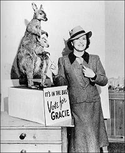 En 1940, la com&eacute;dienne Gracie Allen se pr&eacute;sente &agrave; la pr&eacute;sidence des Etats-Unis. Candidature absurdiste, ses slogans &eacute;taient : &laquo; It�s in the bag &raquo; et &laquo; Down with common sense &raquo;. Quel &eacute;tait son parti ?