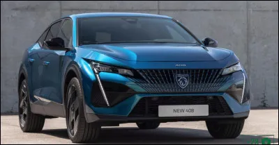 Quel est le nom du constructeur français qui produit la 408, un nouveau modèle atypique ?