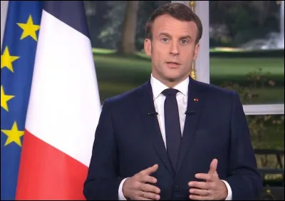 Quel est l'actuel président de la République française, élu en 2022 ?