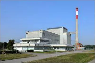 Quel est ce pays o&ugrave; a &eacute;t&eacute; construite en 1977 une centrale nucl&eacute;aire qui n'est jamais entr&eacute;e en service &agrave; la suite d'un r&eacute;f&eacute;rendum ?