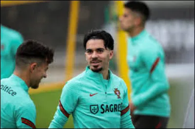 Dans quel club est Vitinha ?