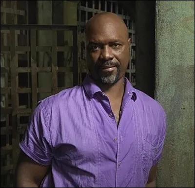 Quel est le lien entre Lechero et Augusto ?