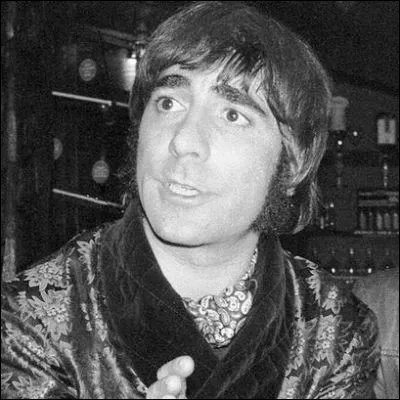 Au sein des Who, de quel instrument jouait Keith Moon ?