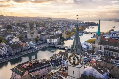 Z comme Zurich : au bord de quel lac la ville de Zurich se trouve-t-elle ?