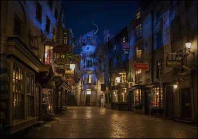 Quel est le nom de cette rue fictive de Londres donnant accès au monde magique dans Harry Potter ?
