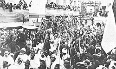 Le 31 mars 1905, un yacht, battant pavillon impérial allemand, arrive dans le port marocain de Tanger. Quel était son nom ?