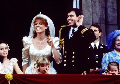 People : Quelle femme a épousé le 23 juillet 1989 le prince Andrew, troisième enfant de la Reine Elisabeth II ?