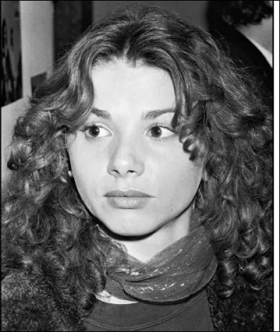 Qui est cette jeune fille ?