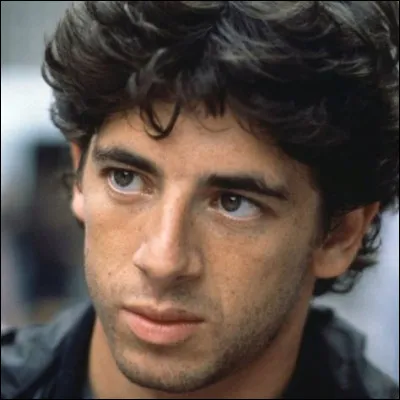 Qui est ce jeune homme ?