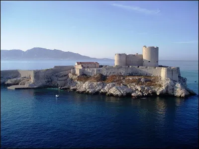 ''Le château d'If'' est un château situé sur une île près de quelle grande ville du Sud ?