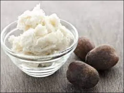 Quel beurre issu d'une noix et poss&eacute;dant des propri&eacute;t&eacute;s hydratantes est beaucoup utilis&eacute; en cosm&eacute;tique ?