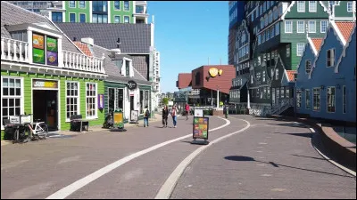 Z comme Zandaam : dans quel pays la ville de Zandaam, 76 000 habitants, se trouve-t-elle ?