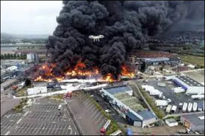 Catastrophe : Dans quelle ville française eut lieu l'immense incendie qui ravagea l'usine de produits chimiques Lubrizol classée Seveso le 26 septembre 2019 ?