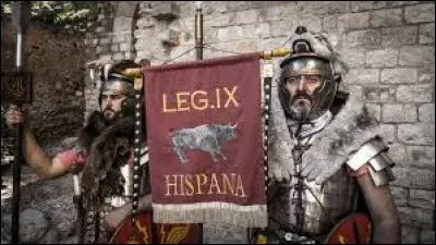 Quel célèbre général romain créa la redoutable Legio IX Hispana ?