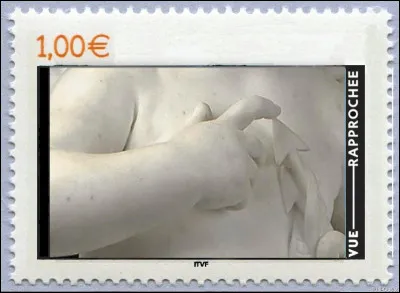 Sautons quelques siècles... Quelle est cette statue ?