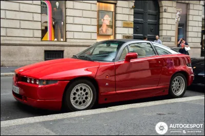 1990, un ORNI apparaît sur la planète auto. Design Zagato, le coupé SZ fut surnommé amicalement, "le Monstre" par les admirateurs de la marque, mais laquelle ?