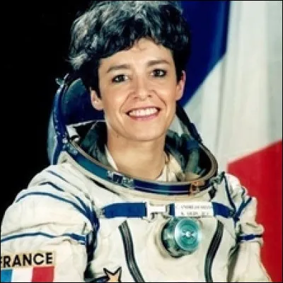 Technologie : Comment s'appelle la première femme française à partir dans l'espace, à bord de la station russe Mir le 17 août 1996 ?