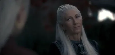On voit ici Rhaenys Targaryen. Dans quelle série apparaît-elle ?