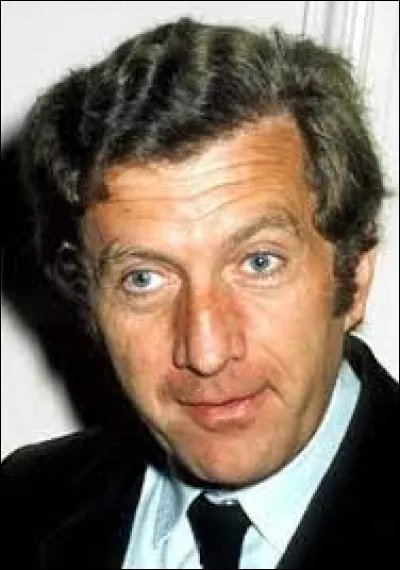 Quel est ce journaliste et écrivain, auteur de "La Folle de Lituanie" (Grand prix du roman de l'Académie française en 1970), "Les Grands de ce monde", "La Légende du siècle" ?