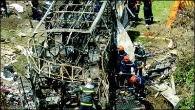 Catastrophe : Le 22 juillet 2007, un effroyable accident d'autocar coûte la vie à 26 pèlerins. Mais de quel pays venaient ces personnes ?