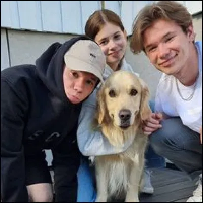 Comment s'appelle leur petite sur ?