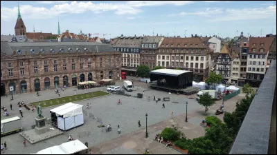 K comme Kléber : dans quelle ville française cette vaste "place Kléber" se trouve-t-elle ?