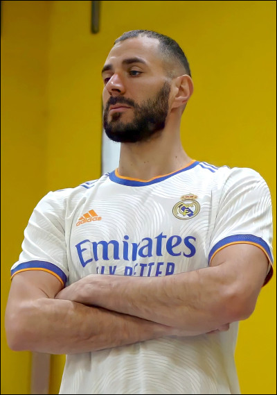 Quels sont les numéros de Karim Benzema au Real Madrid ?