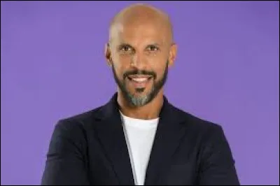 Comment s'appelle le professeur de sport ?