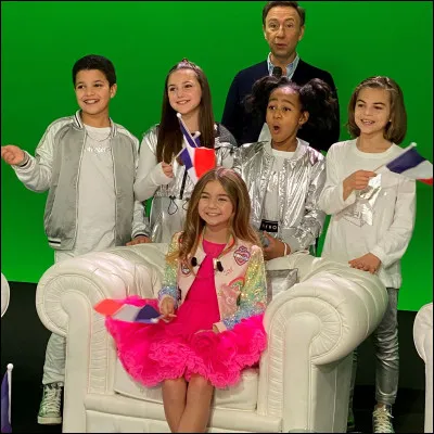 Valentina intègre les Kids United en mai 2016, vrai ou faux ?