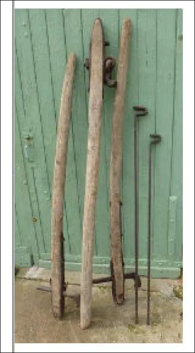 À quelle profession pouvaient servir ces leviers et crochets d'embattage ?