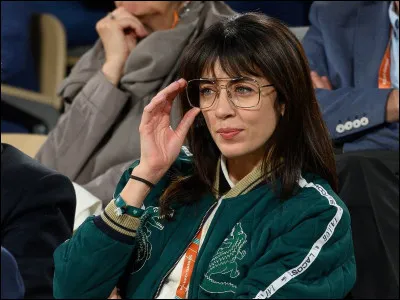 Comment s'appelle sa mère ?