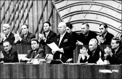 K comme Khrouchtchev : Nikita Khrouchtchev prononce son discours dénonçant les crimes de Staline et le culte de la personnalité en ...
